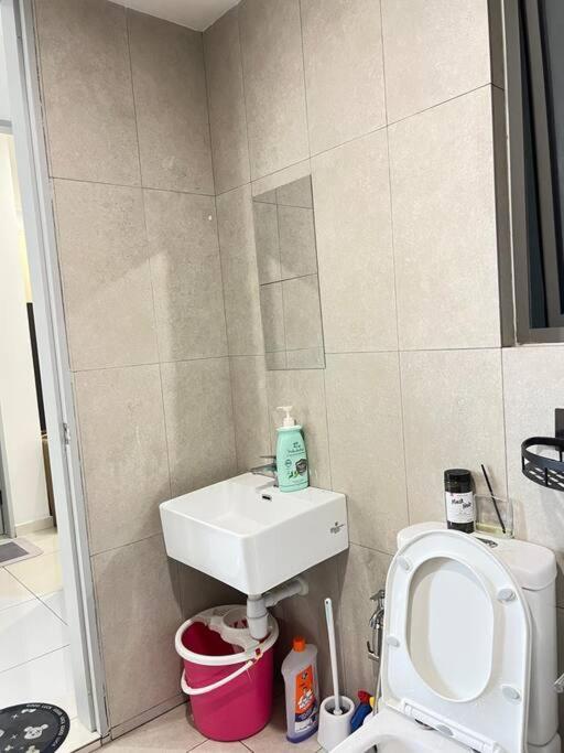 Rumah percutian Cozy Kenwingston Platz Kl 2-5 Pax2br&2br Pakinnet 136