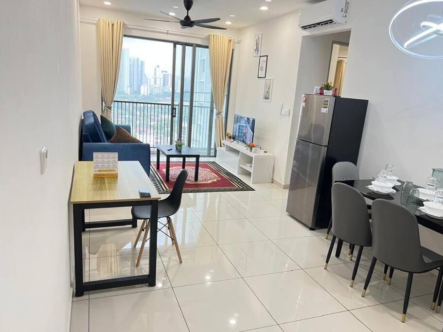 Rumah percutian Cozy Kenwingston Platz Kl 2-5 Pax2br&2br Pakinnet 136